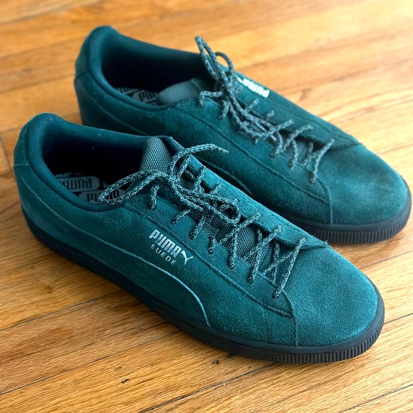 Puma Other - Men’s Puma Suede Classic Weatherproof Green Gables/Puma Black Size 11.5